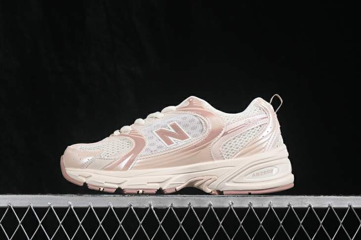 Picture of New Balance 530 _SKUfw23954290484147559fw